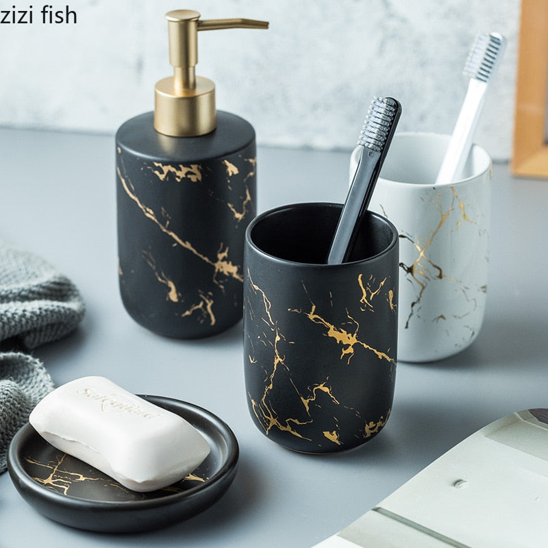 Set di accessori da bagno nordici opachi