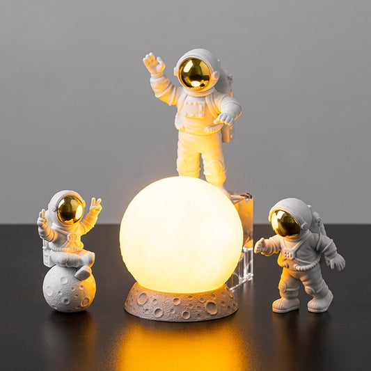 Set di decorazioni per la casa con astronauta e luna