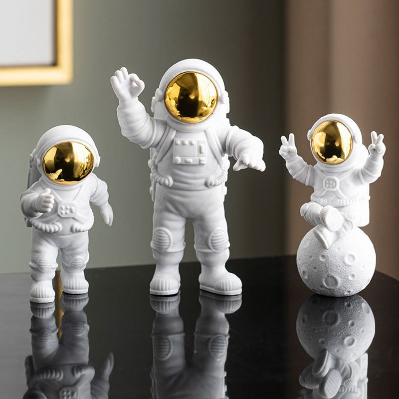 Set di decorazioni per la casa con astronauta e luna